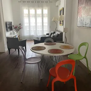 https://appartement-moderne-4p-hypercentre-de-nice.fr-provencehotel.com